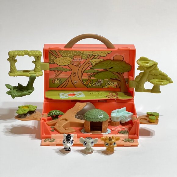 Littlest Pet Shop Teeniest Tiniest Safari Mini Playset Zebra, Giraffe, Elephant - Picture 1 of 7